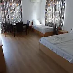Casa de hóspedes милев