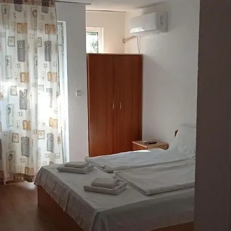 Πανσιόν милев Kiten (Burgas)